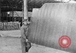 Image DH 4 avions assemblé par femmes françaises Romorantin France, 1918, de la seconde 33 séquences d'archives historiques vidéo 65675048443