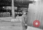 Image DH 4 avions assemblé par femmes françaises Romorantin France, 1918, de la seconde 34 séquences d'archives historiques vidéo 65675048443