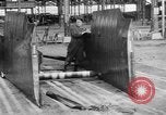 Image DH 4 avions assemblé par femmes françaises Romorantin France, 1918, de la seconde 55 séquences d'archives historiques vidéo 65675048443