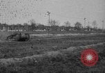 Standbild Ford 2-Mann Tank Highland Park Michigan USA, 1918, aus Sekunde 1 historischem Filmmaterial Videoclip 65675048451