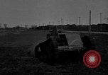 Standbild Ford 2-Mann Tank Highland Park Michigan USA, 1918, aus Sekunde 8 historischem Filmmaterial Videoclip 65675048451