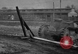 Standbild Ford 2-Mann Tank Highland Park Michigan USA, 1918, aus Sekunde 22 historischem Filmmaterial Videoclip 65675048451