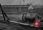 Standbild Ford 2-Mann Tank Highland Park Michigan USA, 1918, aus Sekunde 28 historischem Filmmaterial Videoclip 65675048451