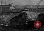Standbild Ford 2-Mann Tank Highland Park Michigan USA, 1918, aus Sekunde 34 historischem Filmmaterial Videoclip 65675048451