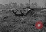 Standbild Ford 2-Mann Tank Highland Park Michigan USA, 1918, aus Sekunde 54 historischem Filmmaterial Videoclip 65675048451