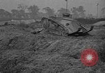 Standbild Ford 2-Mann Tank Highland Park Michigan USA, 1918, aus Sekunde 58 historischem Filmmaterial Videoclip 65675048451