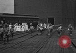Standbild Rote Kreuz Kantine Services rail road car United States USA, 1918, aus Sekunde 3 historischem Filmmaterial Videoclip 65675048460