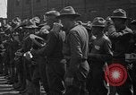 Standbild Rote Kreuz Kantine Services rail road car United States USA, 1918, aus Sekunde 22 historischem Filmmaterial Videoclip 65675048460