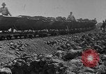 Standbild Stahlerzeugung Italien, 1916, aus Sekunde 30 historischem Filmmaterial Videoclip 65675048461