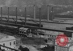 Standbild Stahlwerk Italien, 1916, aus Sekunde 3 historischem Filmmaterial Videoclip 65675048462