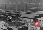 Standbild Stahlwerk Italien, 1916, aus Sekunde 4 historischem Filmmaterial Videoclip 65675048462
