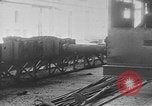 Standbild Stahlwerk Italien, 1916, aus Sekunde 12 historischem Filmmaterial Videoclip 65675048462