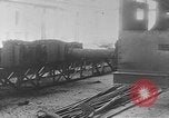 Standbild Stahlwerk Italien, 1916, aus Sekunde 13 historischem Filmmaterial Videoclip 65675048462