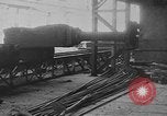 Standbild Stahlwerk Italien, 1916, aus Sekunde 17 historischem Filmmaterial Videoclip 65675048462
