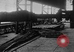 Standbild Stahlwerk Italien, 1916, aus Sekunde 20 historischem Filmmaterial Videoclip 65675048462