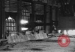 Standbild Stahlwerk Italien, 1916, aus Sekunde 31 historischem Filmmaterial Videoclip 65675048462