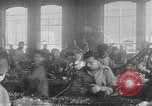 Image tourelles canon Italie, 1916, de la seconde 1 séquences d'archives historiques vidéo 65675048465
