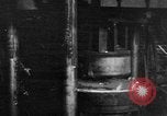 Immagine di La fabbricazione di proiettili di mortaio Italia, 1916, secondo 1 filmato di repertorio 65675048466