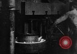 Immagine di La fabbricazione di proiettili di mortaio Italia, 1916, secondo 7 filmato di repertorio 65675048466