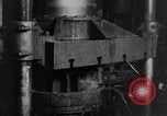 Immagine di La fabbricazione di proiettili di mortaio Italia, 1916, secondo 10 filmato di repertorio 65675048466