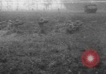 Standbild USA 328 Tank Bataillon in der Ausbildung Frankreich, 1918, aus Sekunde 1 historischem Filmmaterial Videoclip 65675048481