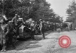 Immagine di American fanti con serbatoi di francese Francia, 1918, secondo 59 filmato di repertorio 65675048484