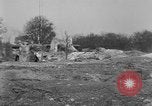 Standbild Allied Tank Frankreich, 1918, aus Sekunde 16 historischem Filmmaterial Videoclip 65675048488