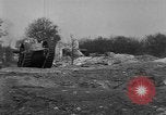 Standbild Allied Tank Frankreich, 1918, aus Sekunde 25 historischem Filmmaterial Videoclip 65675048488
