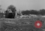 Standbild Allied Tank Frankreich, 1918, aus Sekunde 27 historischem Filmmaterial Videoclip 65675048488