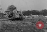 Standbild Allied Tank Frankreich, 1918, aus Sekunde 33 historischem Filmmaterial Videoclip 65675048488