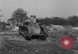 Standbild Allied Tank Frankreich, 1918, aus Sekunde 39 historischem Filmmaterial Videoclip 65675048488