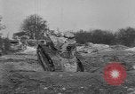 Standbild Allied Tank Frankreich, 1918, aus Sekunde 42 historischem Filmmaterial Videoclip 65675048488