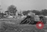 Standbild Allied Tank Frankreich, 1918, aus Sekunde 51 historischem Filmmaterial Videoclip 65675048488