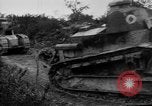 Standbild französischen Saint-Chamond Tank Frankreich, 1918, aus Sekunde 42 historischem Filmmaterial Videoclip 65675048489