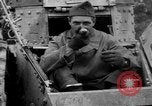 Standbild französischen Saint-Chamond Tank Frankreich, 1918, aus Sekunde 54 historischem Filmmaterial Videoclip 65675048489