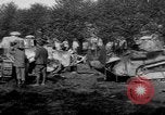 Standbild Renault FT Tanks Frankreich, 1918, aus Sekunde 14 historischem Filmmaterial Videoclip 65675048490
