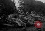 Standbild Renault FT Tanks Frankreich, 1918, aus Sekunde 36 historischem Filmmaterial Videoclip 65675048490