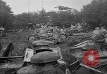 Standbild Renault FT Tanks Frankreich, 1918, aus Sekunde 57 historischem Filmmaterial Videoclip 65675048490