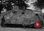 Standbild zerstörten deutschen britischen und französischen Tanks Frankreich, 1918, aus Sekunde 34 historischem Filmmaterial Videoclip 65675048491