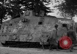Standbild zerstörten deutschen britischen und französischen Tanks Frankreich, 1918, aus Sekunde 42 historischem Filmmaterial Videoclip 65675048491