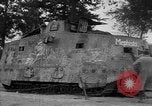 Standbild zerstörten deutschen britischen und französischen Tanks Frankreich, 1918, aus Sekunde 45 historischem Filmmaterial Videoclip 65675048491