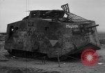 Standbild zerstörten deutschen britischen und französischen Tanks Frankreich, 1918, aus Sekunde 51 historischem Filmmaterial Videoclip 65675048491