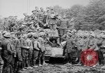 Standbild US Soldaten Frankreich, 1918, aus Sekunde 7 historischem Filmmaterial Videoclip 65675048492