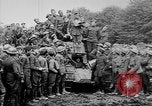 Standbild US Soldaten Frankreich, 1918, aus Sekunde 8 historischem Filmmaterial Videoclip 65675048492