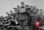 Standbild US Soldaten Frankreich, 1918, aus Sekunde 12 historischem Filmmaterial Videoclip 65675048492
