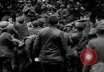 Standbild amerikanische Soldaten Frankreich, 1918, aus Sekunde 7 historischem Filmmaterial Videoclip 65675048493
