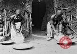 Image tribu africaine l'Afrique, 1931, de la seconde 23 séquences d'archives historiques vidéo 65675048506
