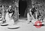 Image tribu africaine l'Afrique, 1931, de la seconde 27 séquences d'archives historiques vidéo 65675048506
