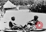 Standbild Praxis der Polygamie Afrika, 1931, aus Sekunde 11 historischem Filmmaterial Videoclip 65675048508