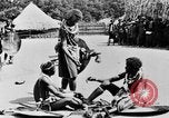 Standbild Praxis der Polygamie Afrika, 1931, aus Sekunde 16 historischem Filmmaterial Videoclip 65675048508